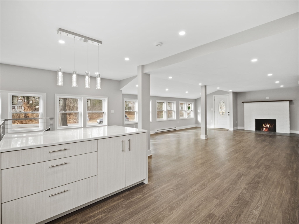 22 New Foster Ave