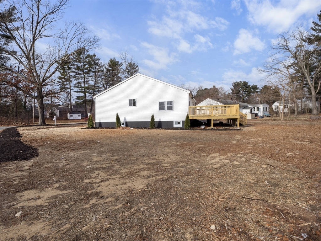 22 New Foster Ave