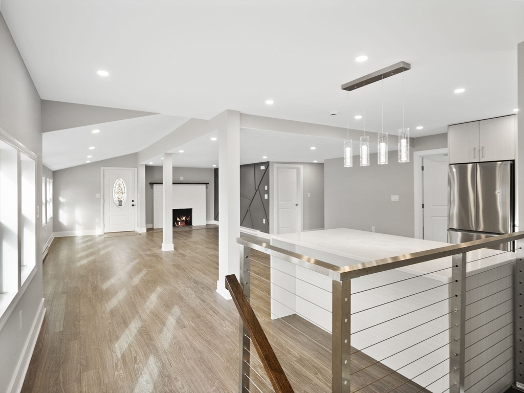 22 New Foster Ave