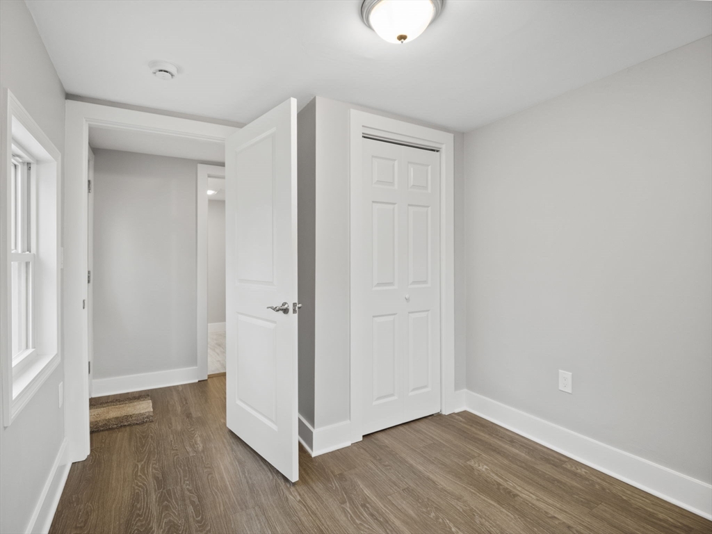 22 New Foster Ave