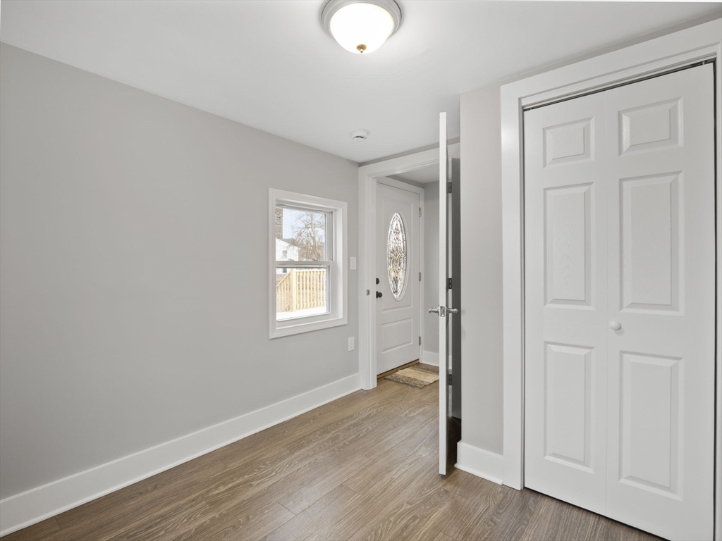 22 New Foster Ave