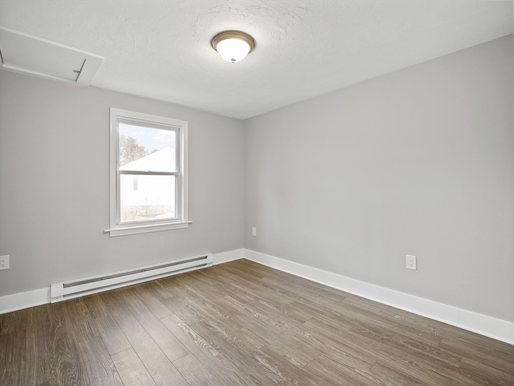 22 New Foster Ave