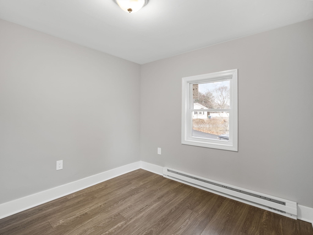 22 New Foster Ave