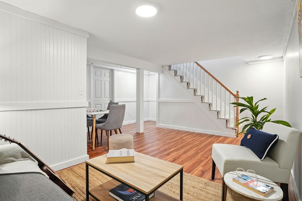 164 Charlton Street