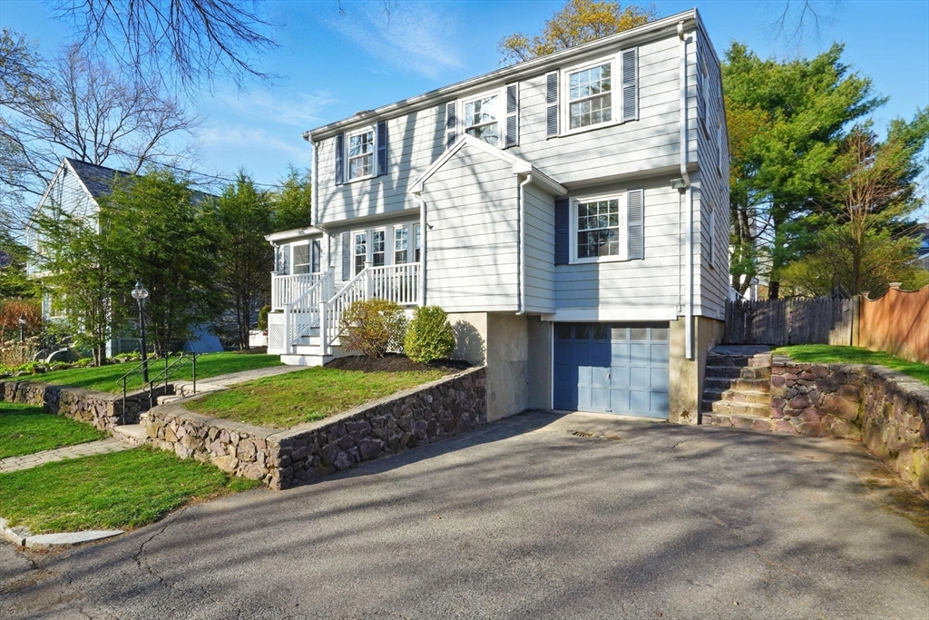 164 Charlton Street