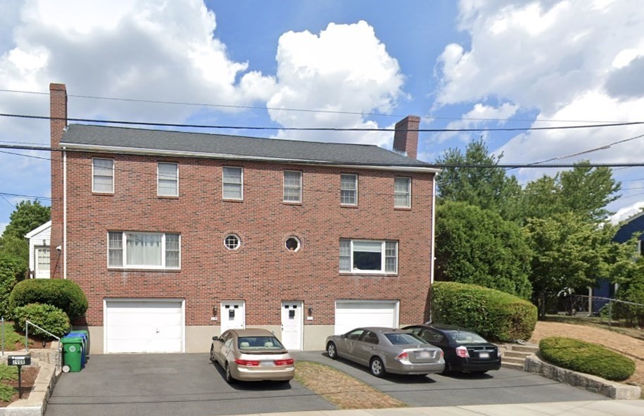 298 Adams St # 298