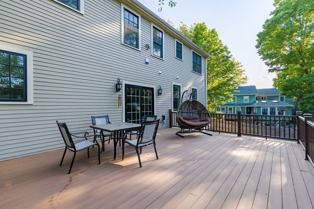 15 Amherst Rd