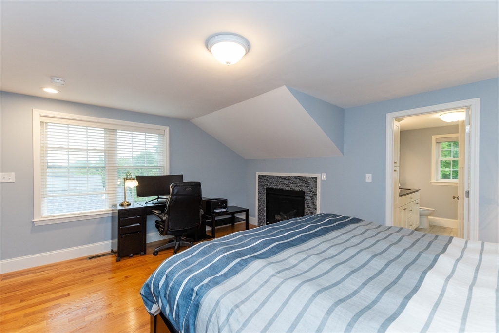 11 Crescent Hill Ave # 11