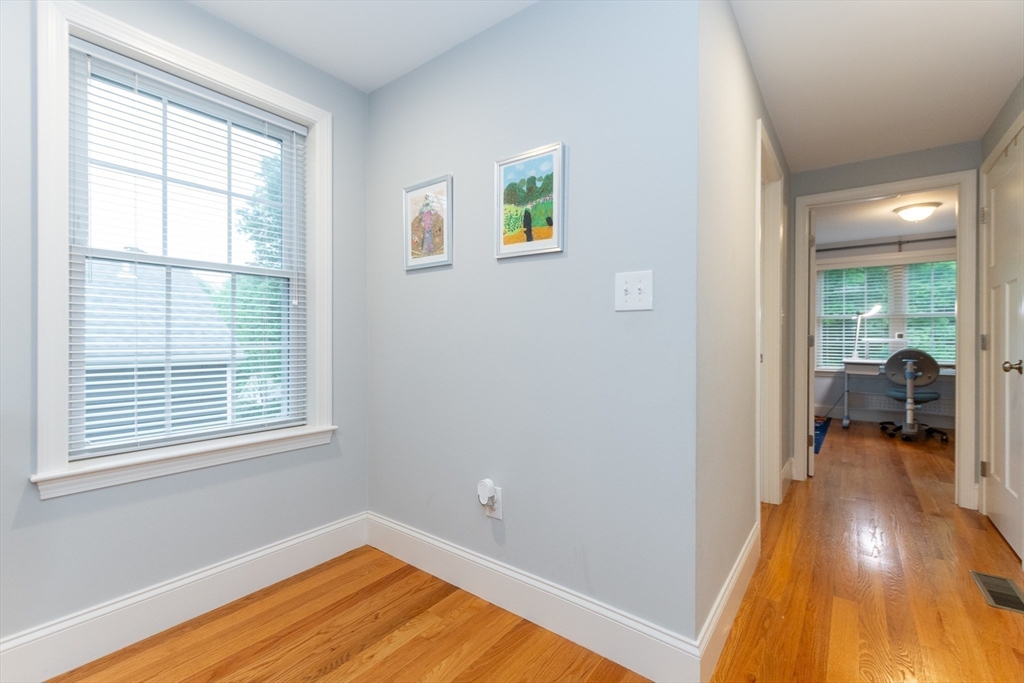 11 Crescent Hill Ave # 11