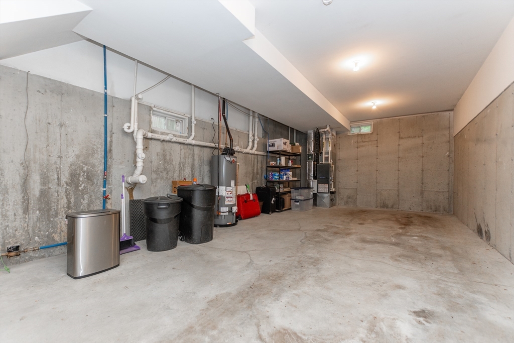 11 Crescent Hill Ave # 11