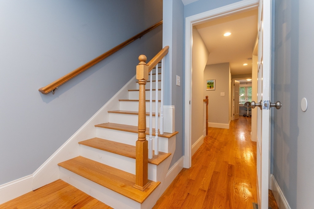 11 Crescent Hill Ave # 11