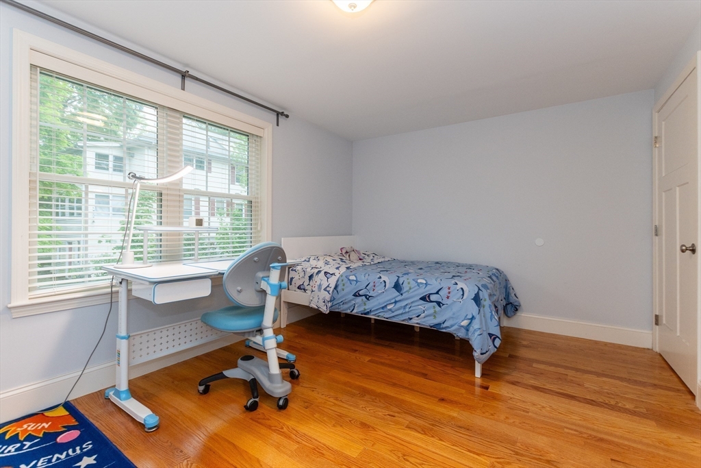 11 Crescent Hill Ave # 11