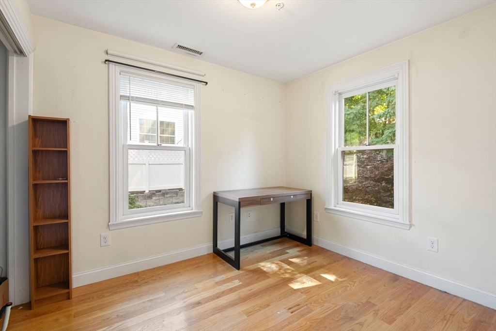 23 Porter St # 2