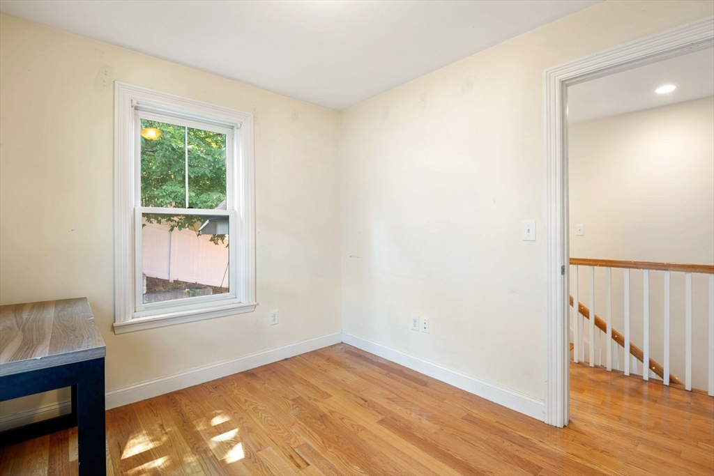 23 Porter St # 2