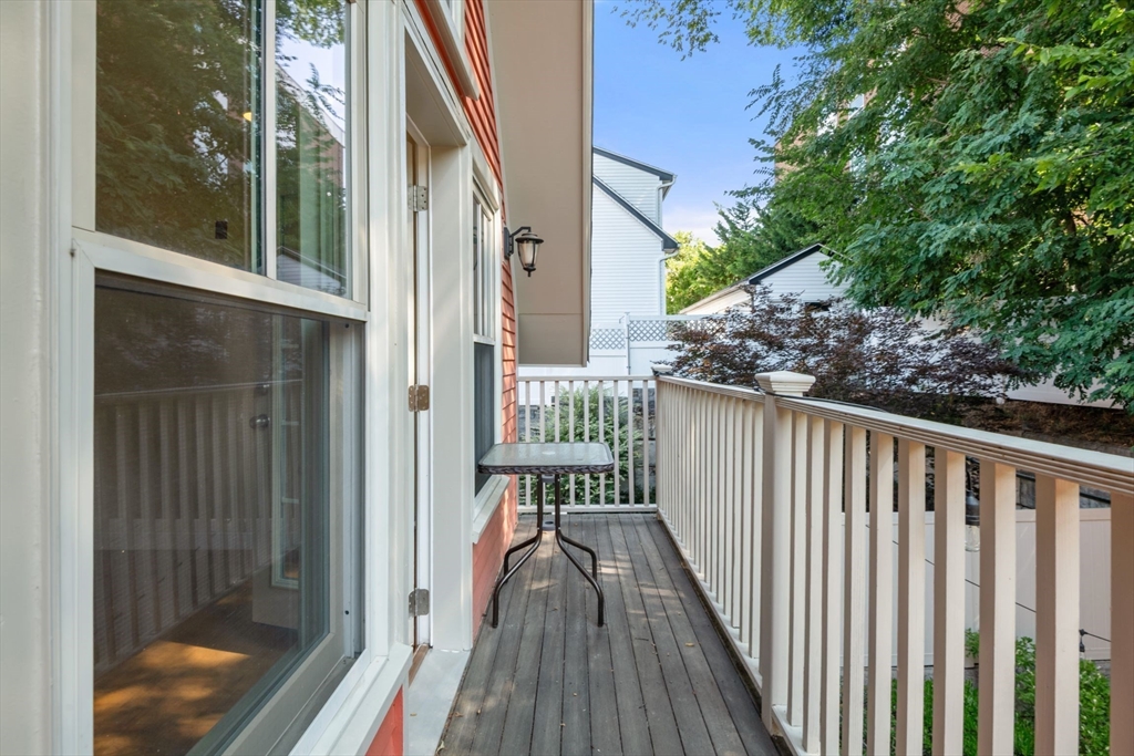 23 Porter St # 2