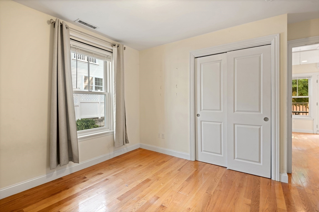 23 Porter St # 2