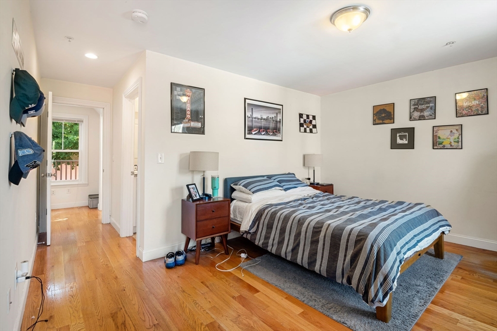 23 Porter St # 2