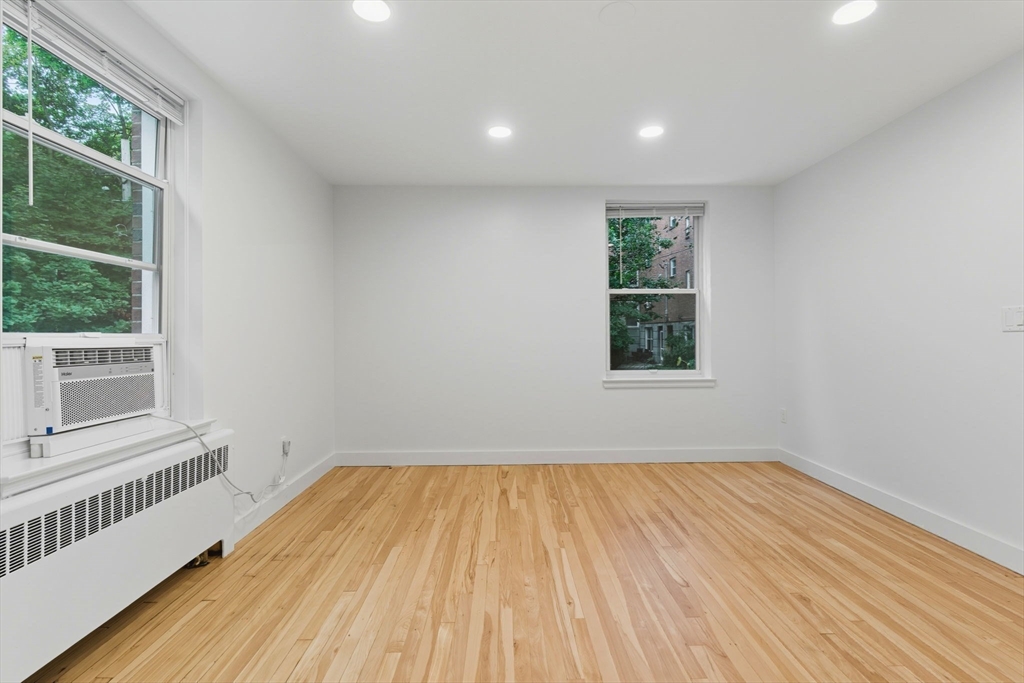 140 Beaconsfield Rd # 2