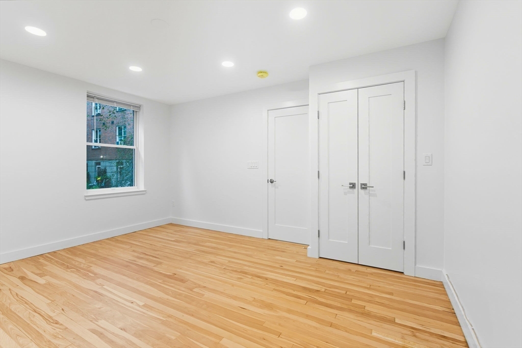 140 Beaconsfield Rd # 2