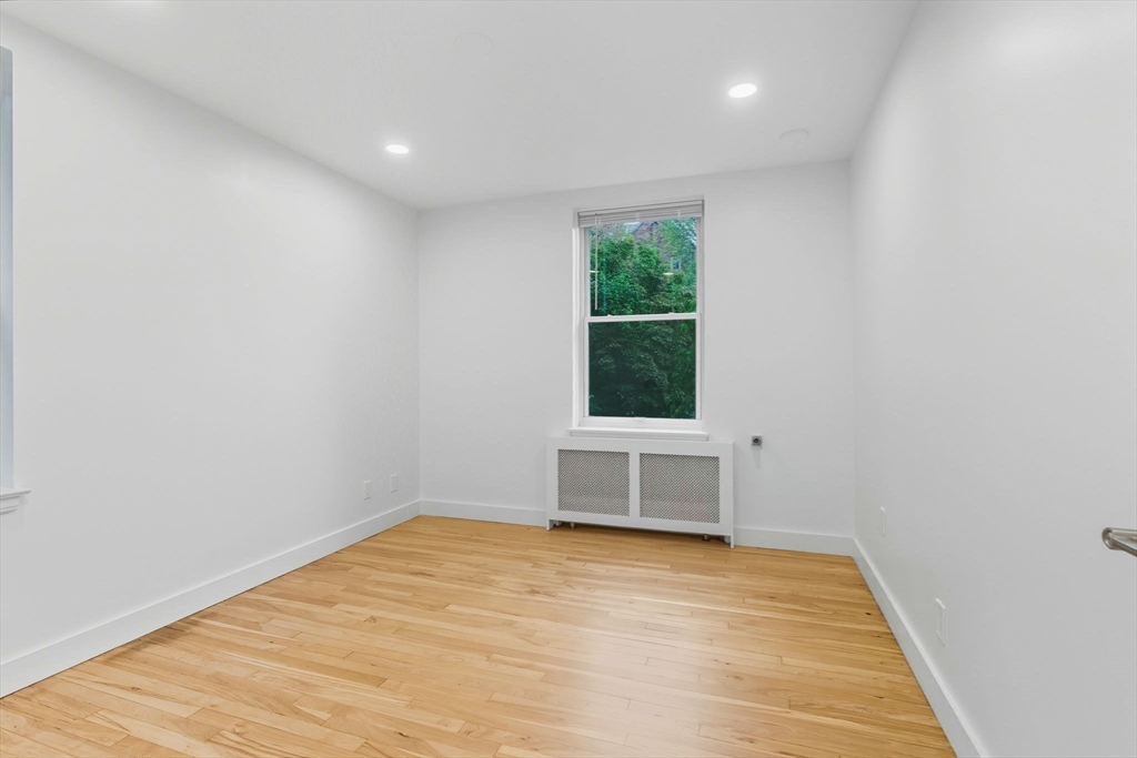 140 Beaconsfield Rd # 2