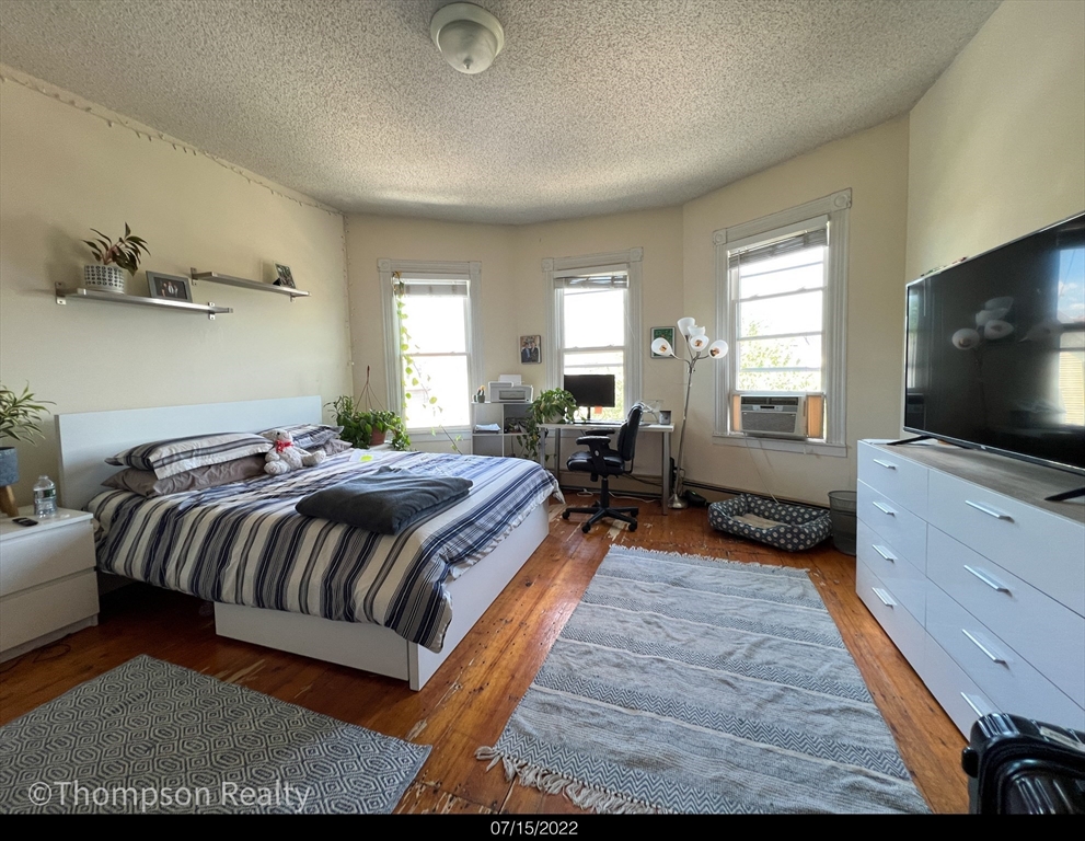 372 Medford St # 3