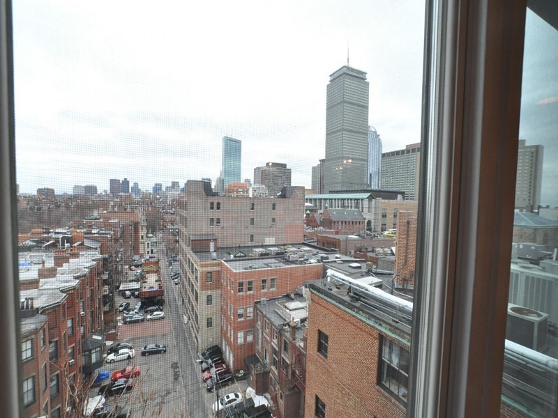 362 Commonwealth Ave Unit: PHB