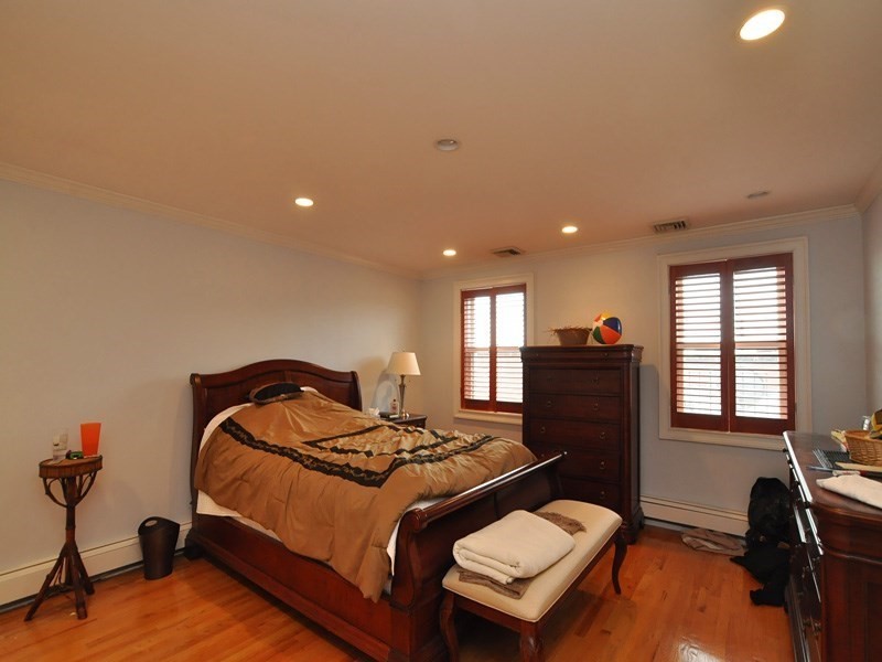 362 Commonwealth Ave Unit: PHB
