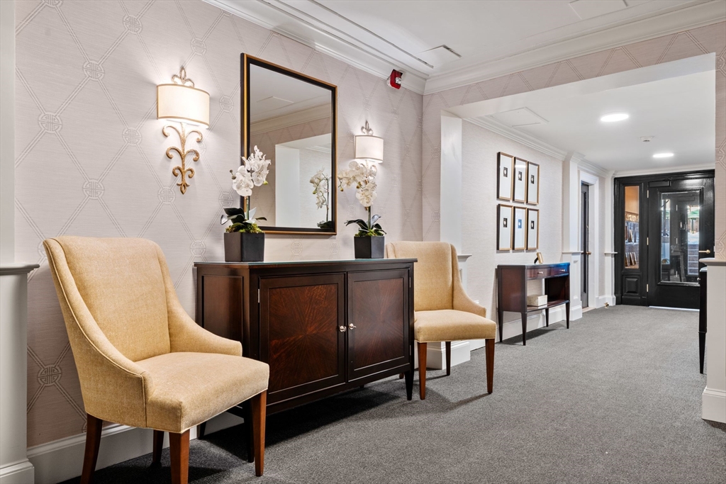 255 Beacon St # 21