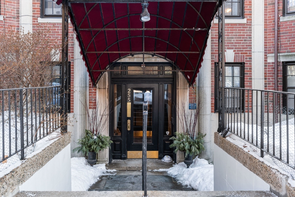 255 Beacon St # 21