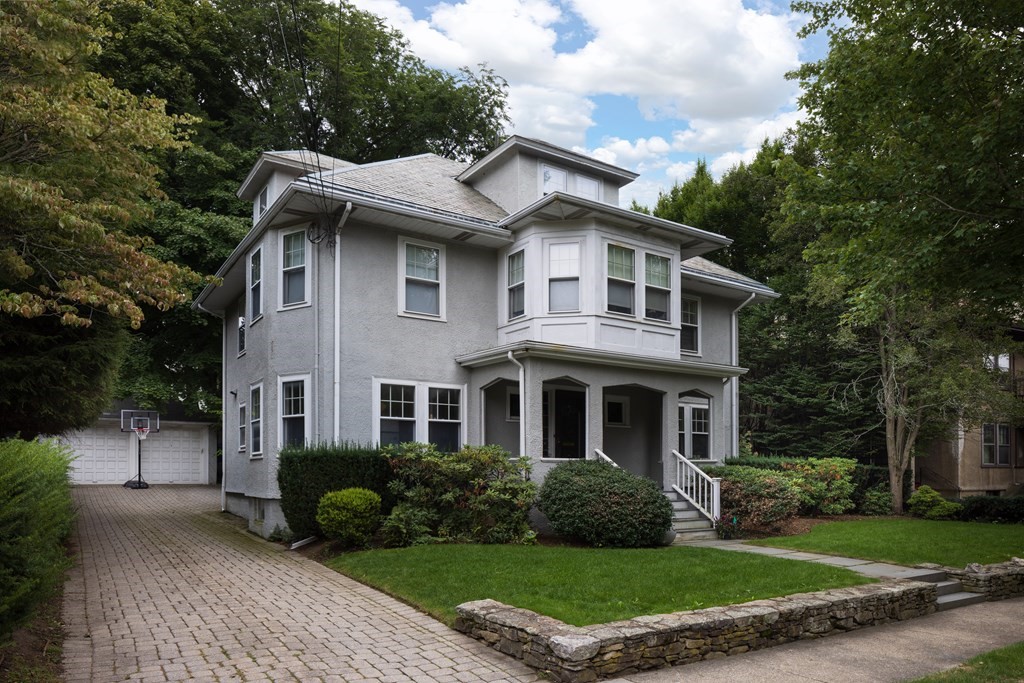 17 Willow St. # 17