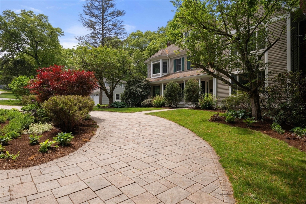 230 Follen Rd