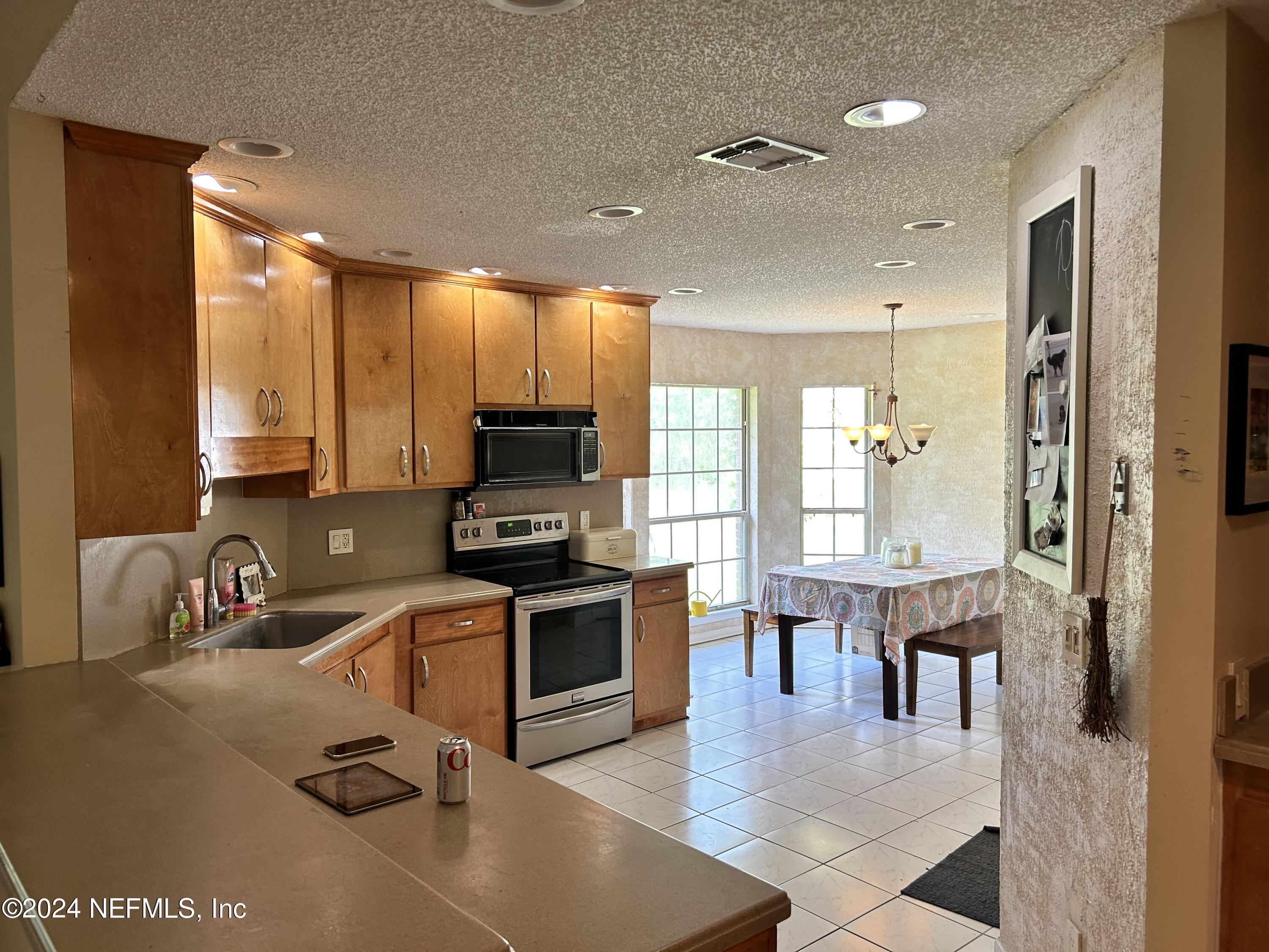 1137 SALT CREEK Drive