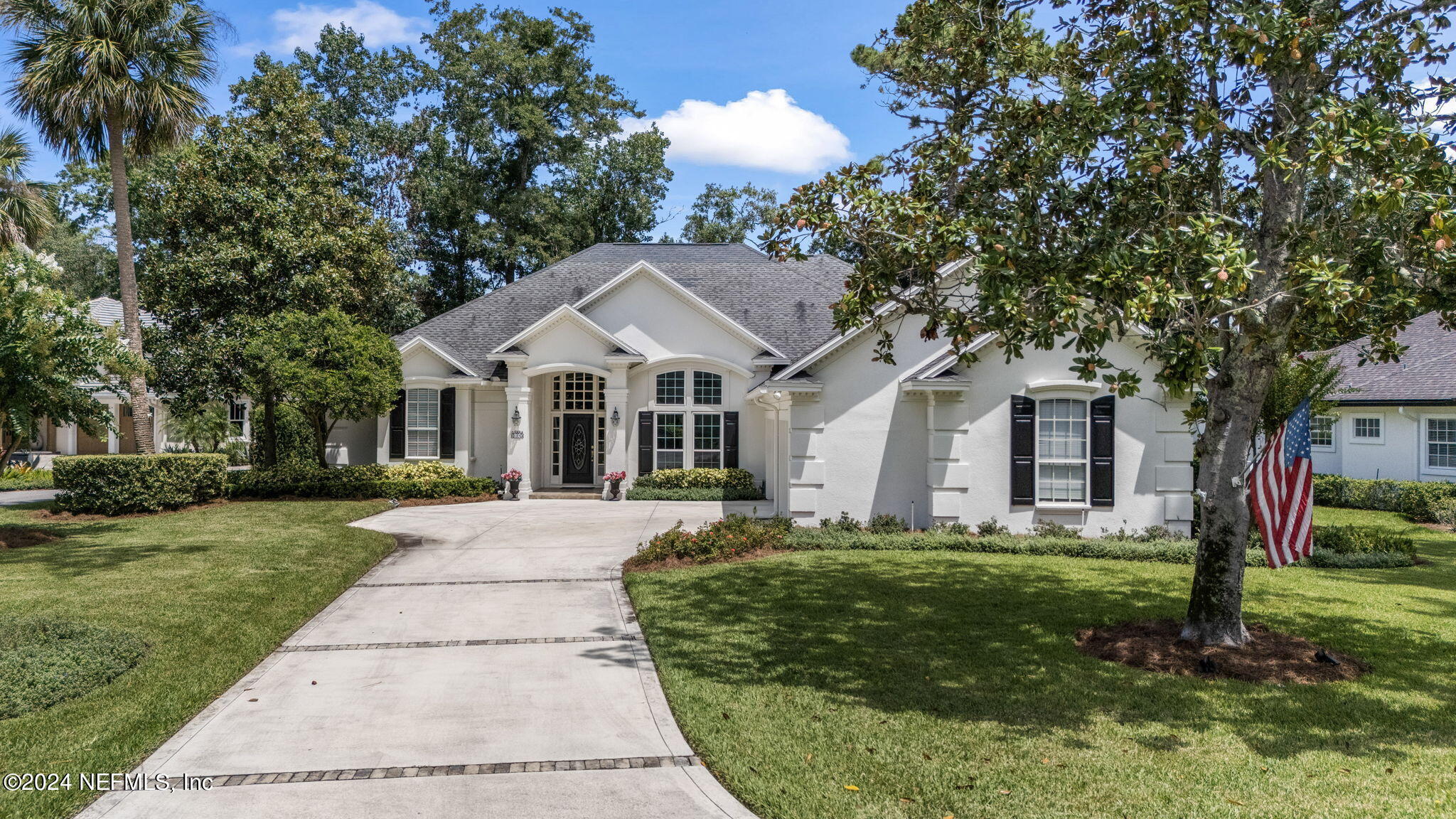 108 CYPRESS LAGOON Court