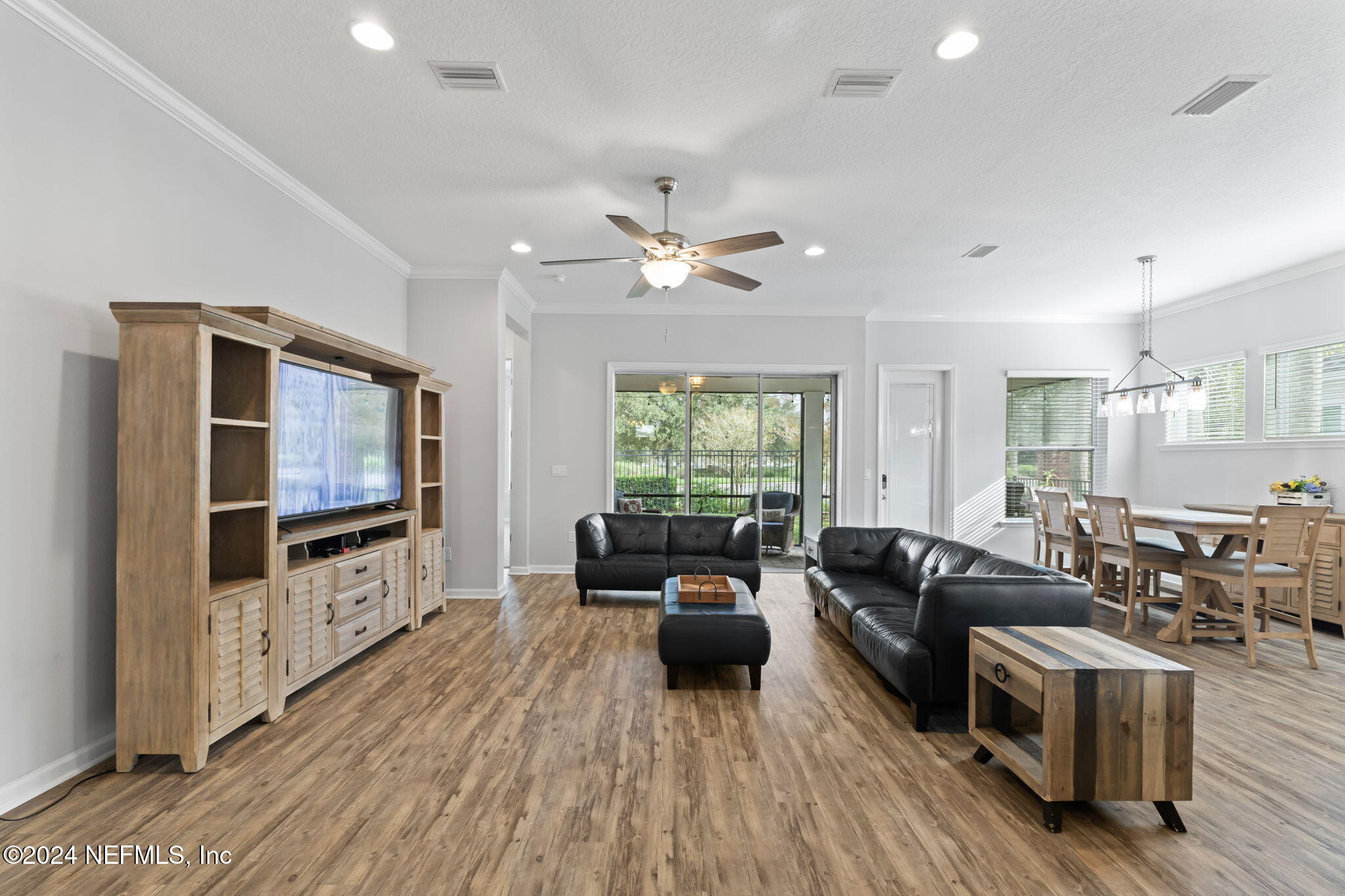 309 DANIEL PARK Circle