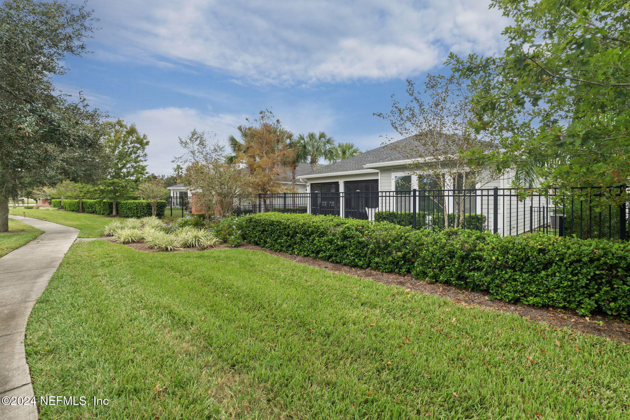 309 DANIEL PARK Circle