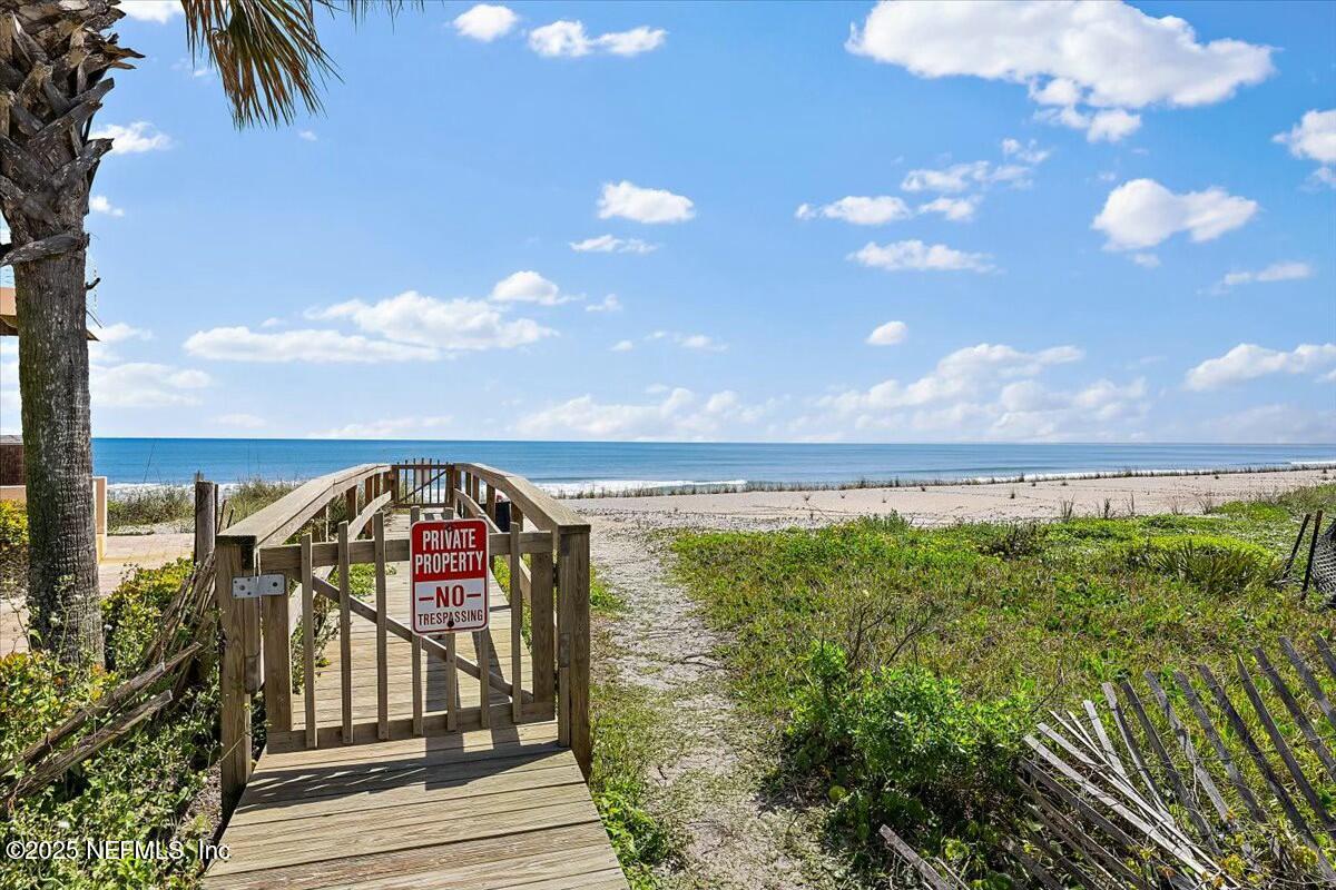 141 SEASIDE VISTA Court
