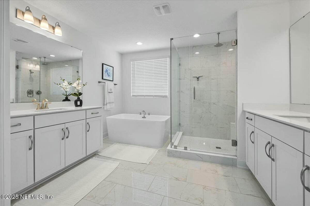 141 SEASIDE VISTA Court