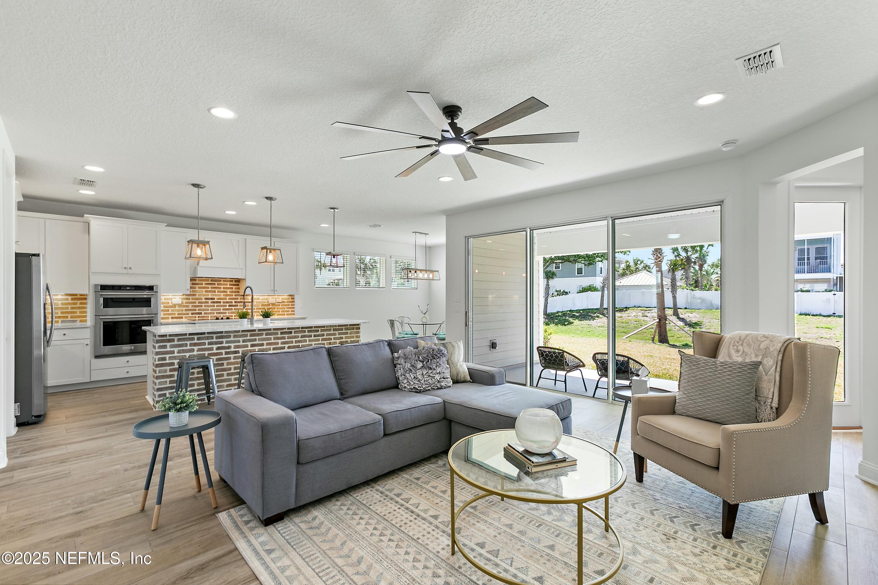 141 SEASIDE VISTA Court