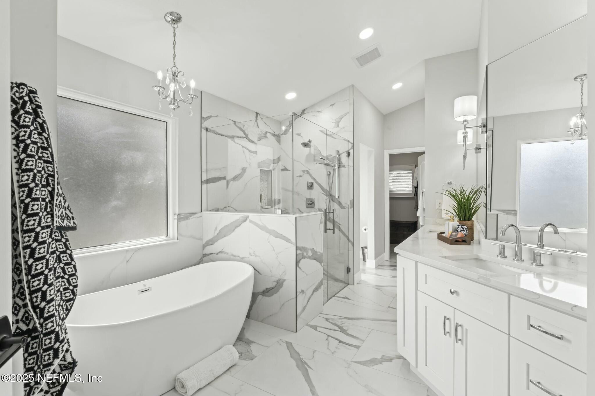 181 OCEAN'S EDGE Drive
