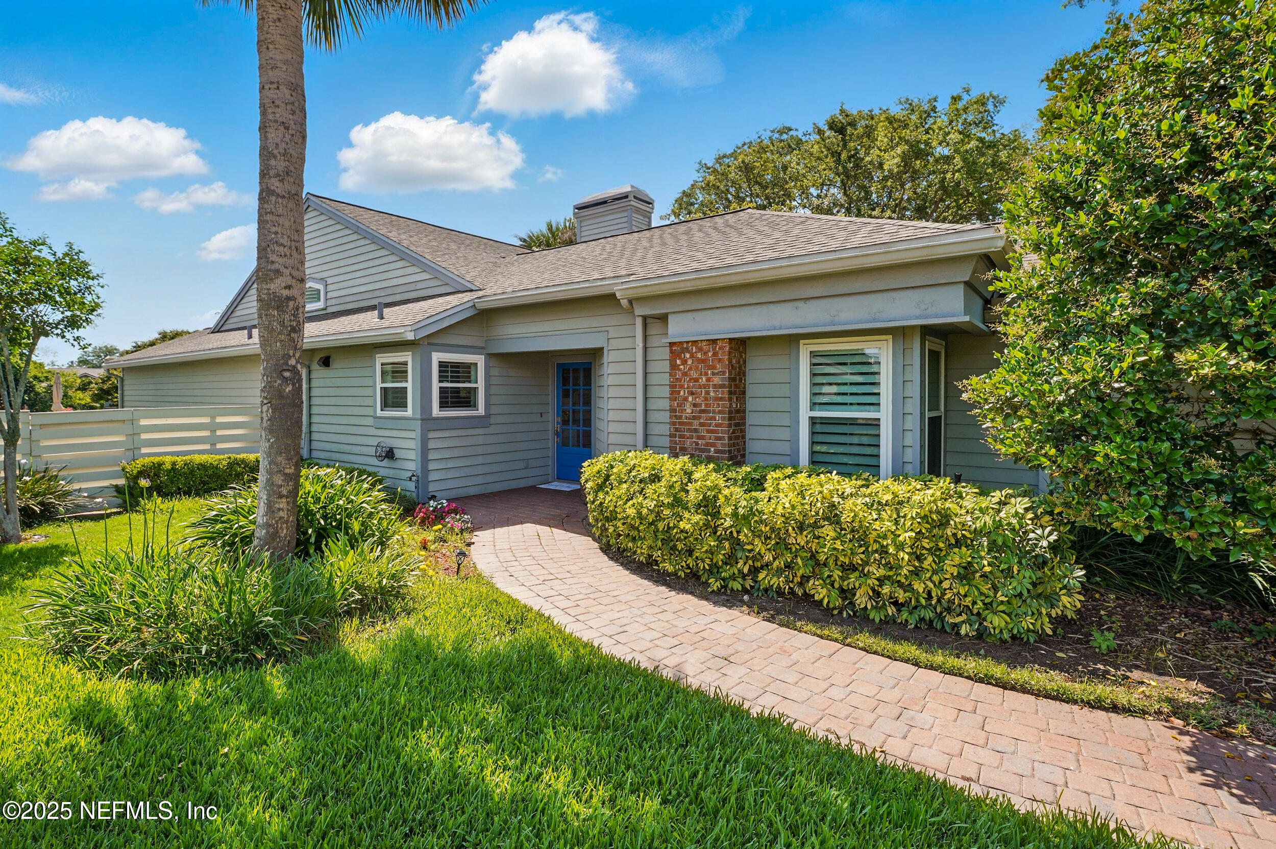 39 WALKERS RIDGE Drive