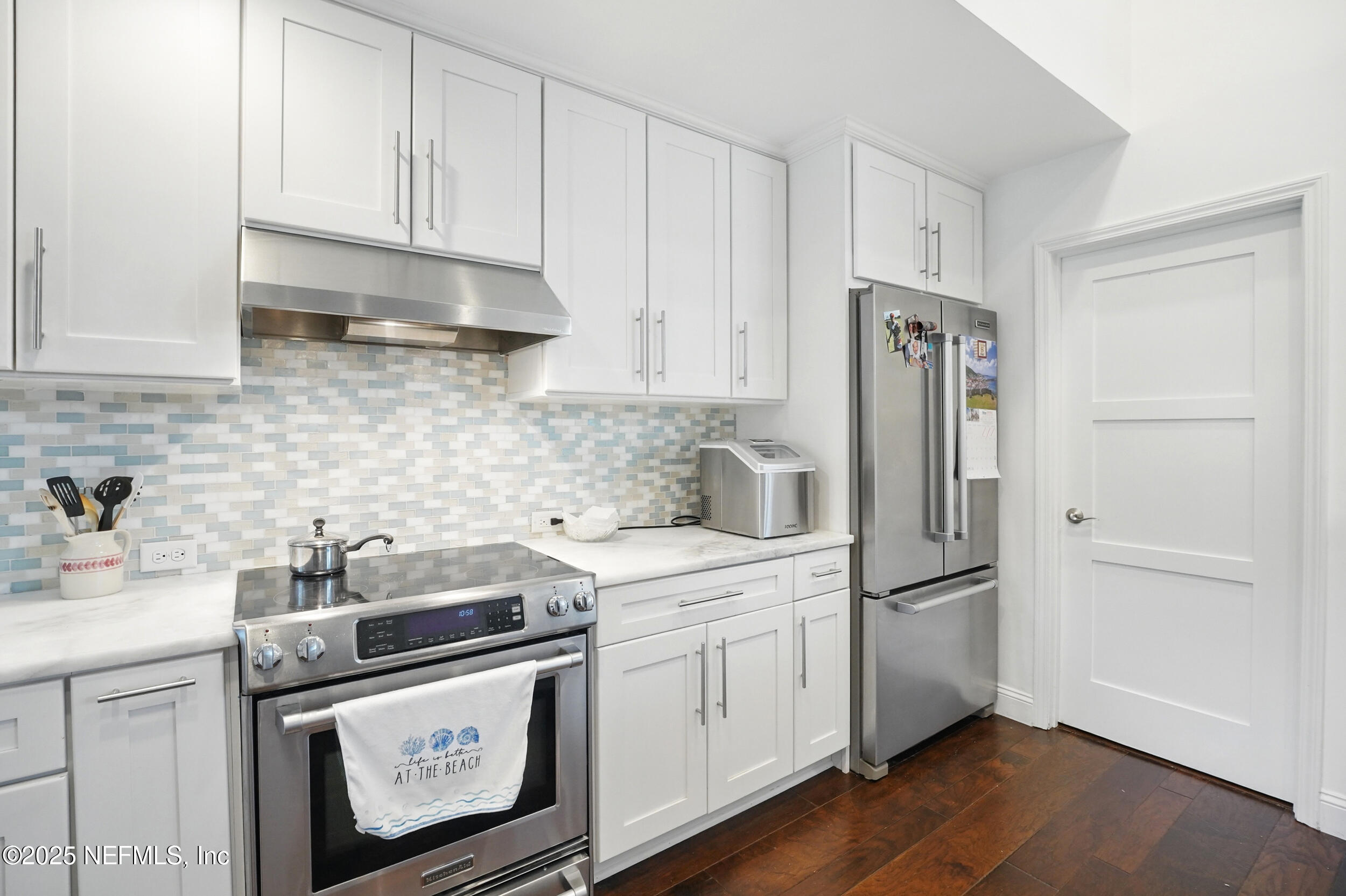 39 WALKERS RIDGE Drive