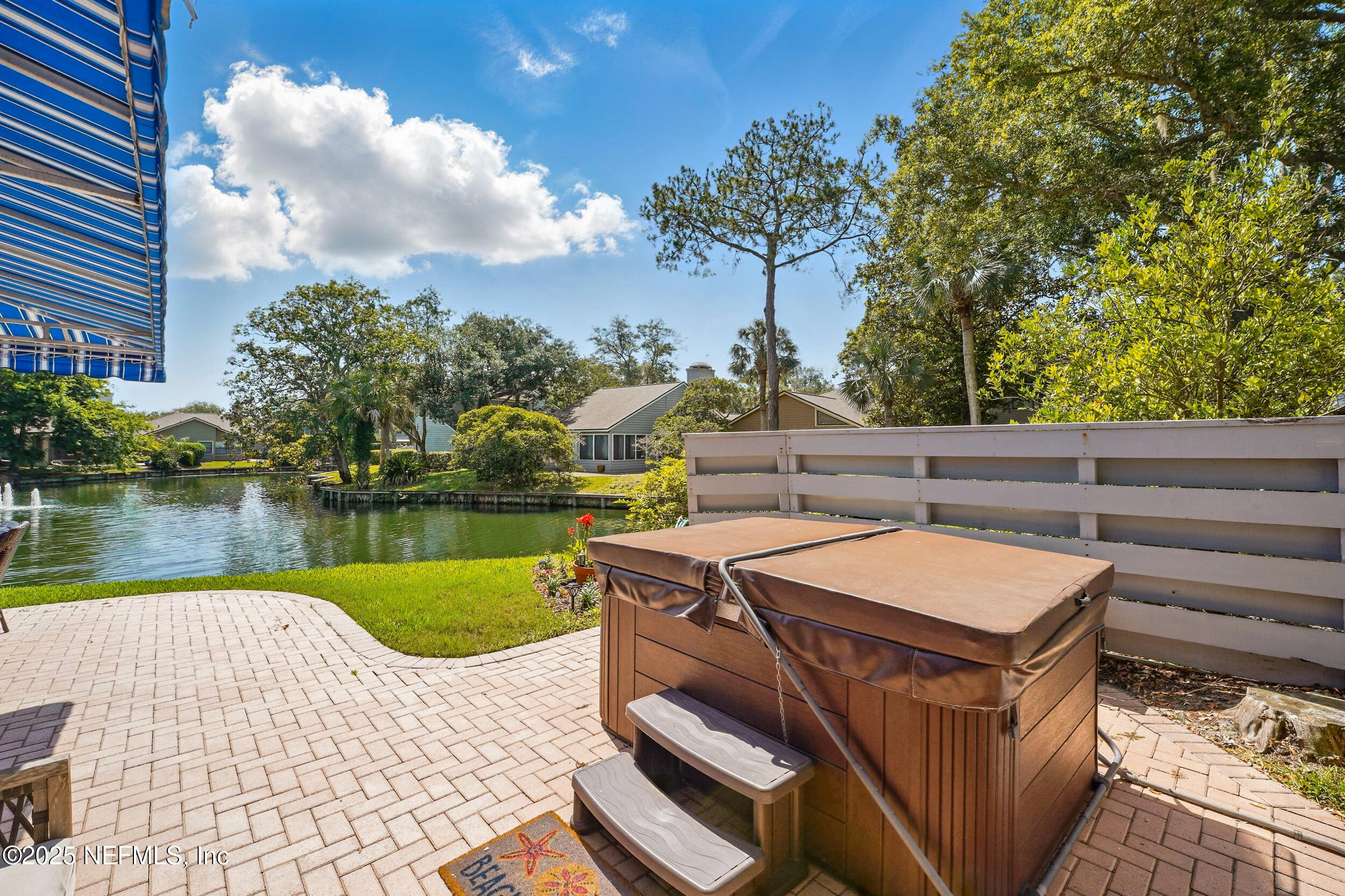 39 WALKERS RIDGE Drive