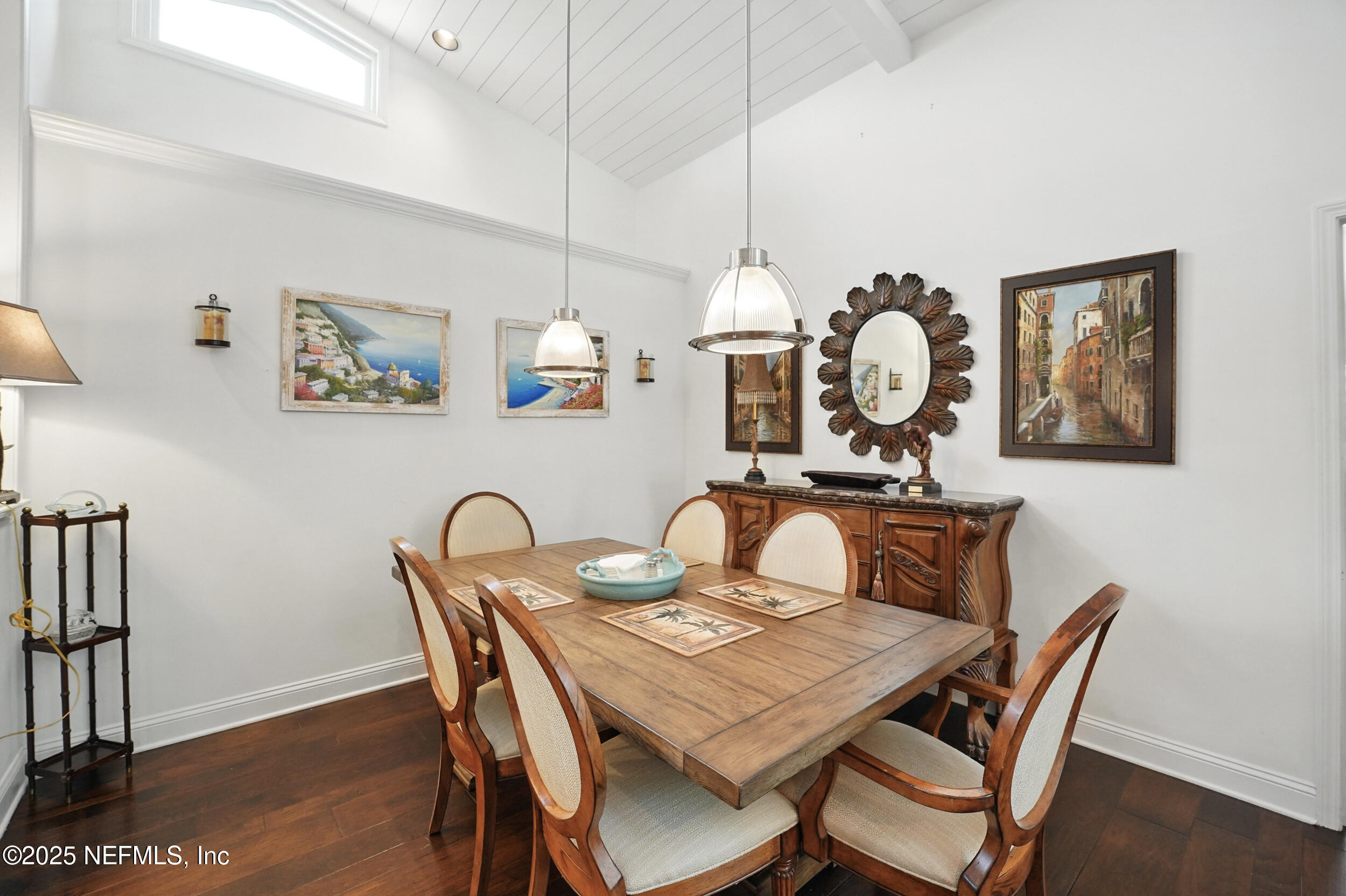 39 WALKERS RIDGE Drive