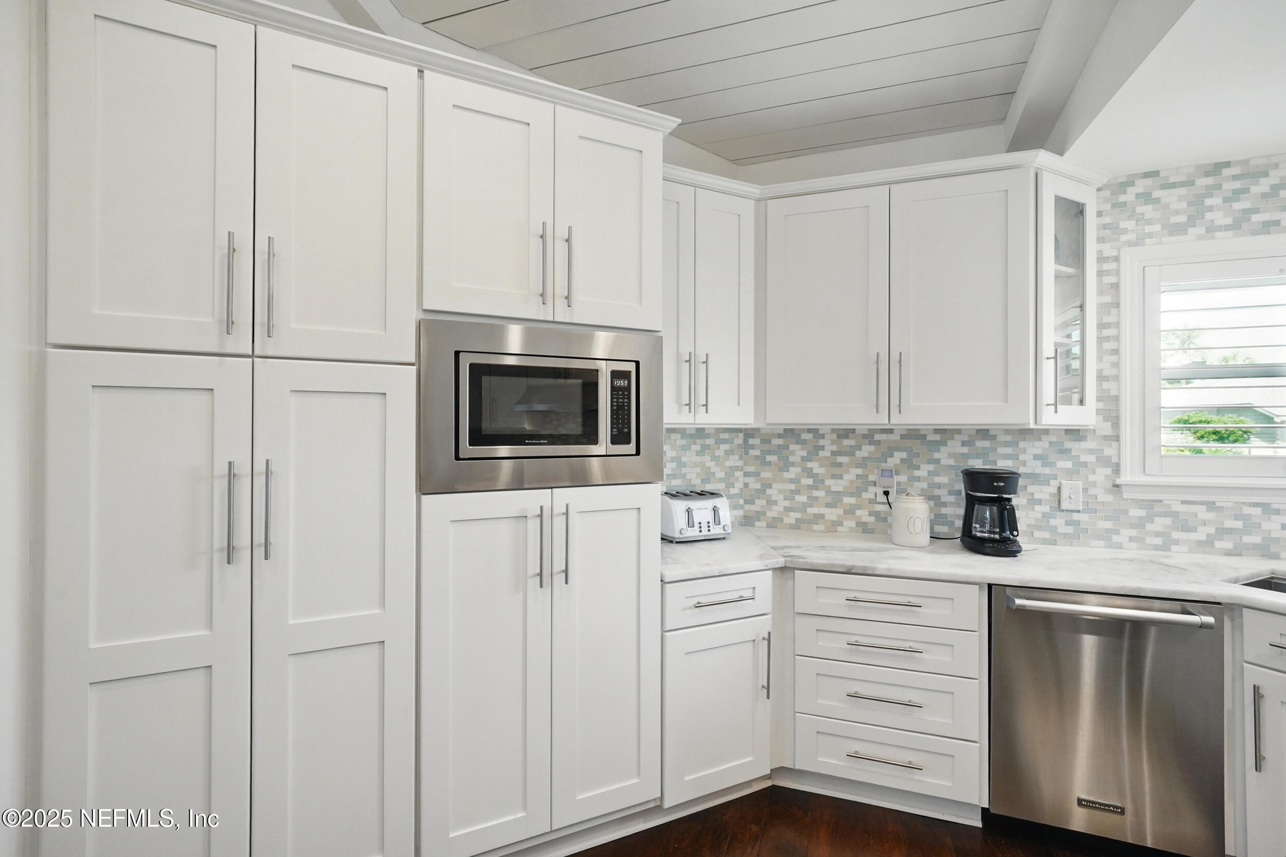 39 WALKERS RIDGE Drive