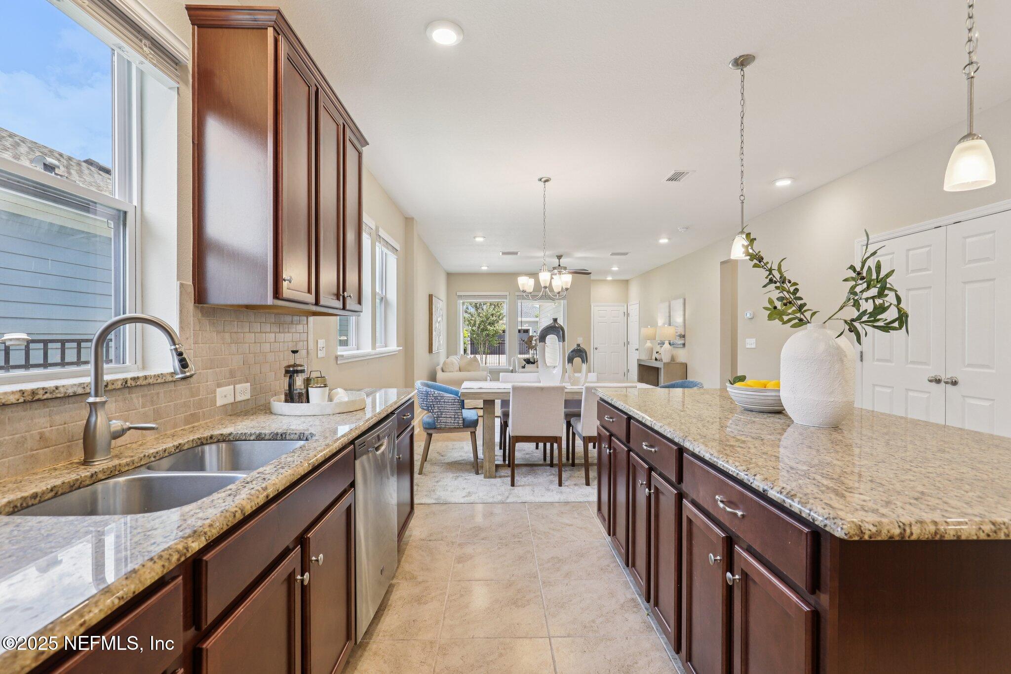 48 GILCHRIST Way, St. Johns