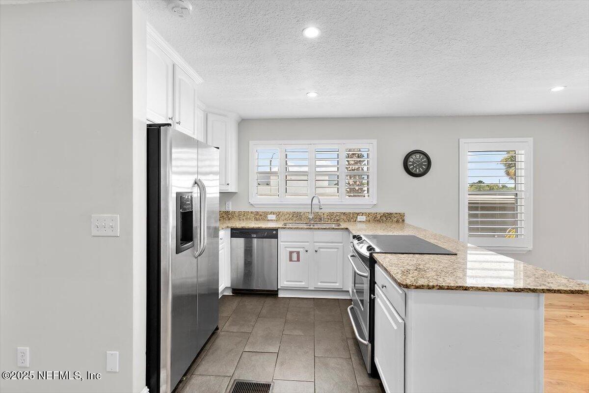 219 7TH Avenue S, Jacksonville Beach