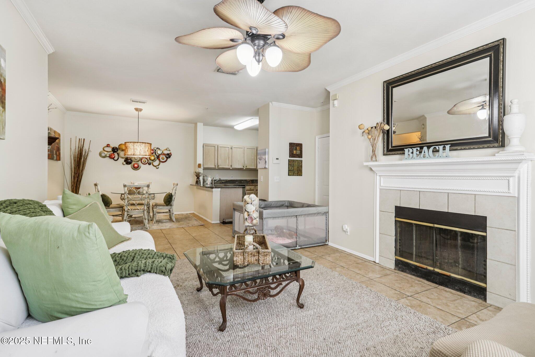 201 COLIMA Court, 1221