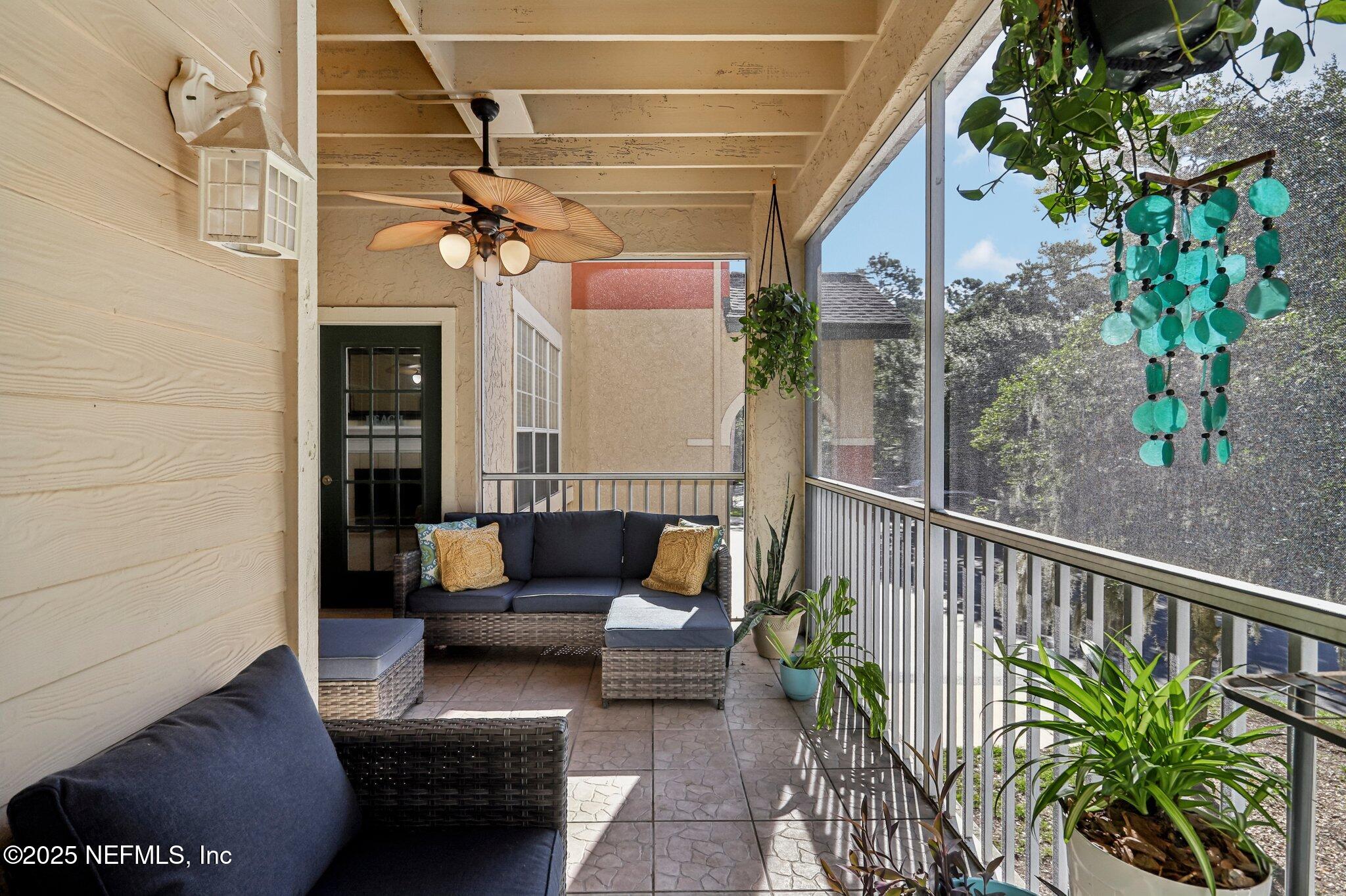 201 COLIMA Court, 1221