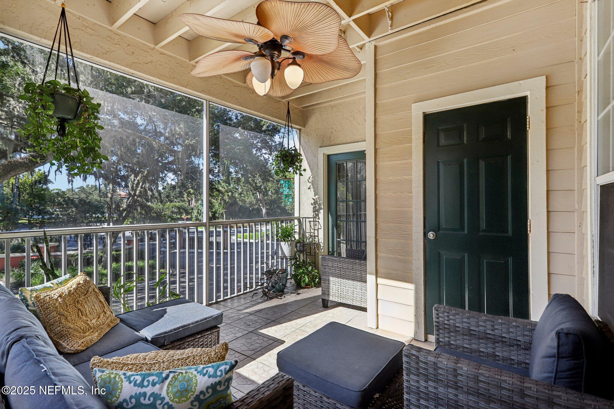 201 COLIMA Court 1221