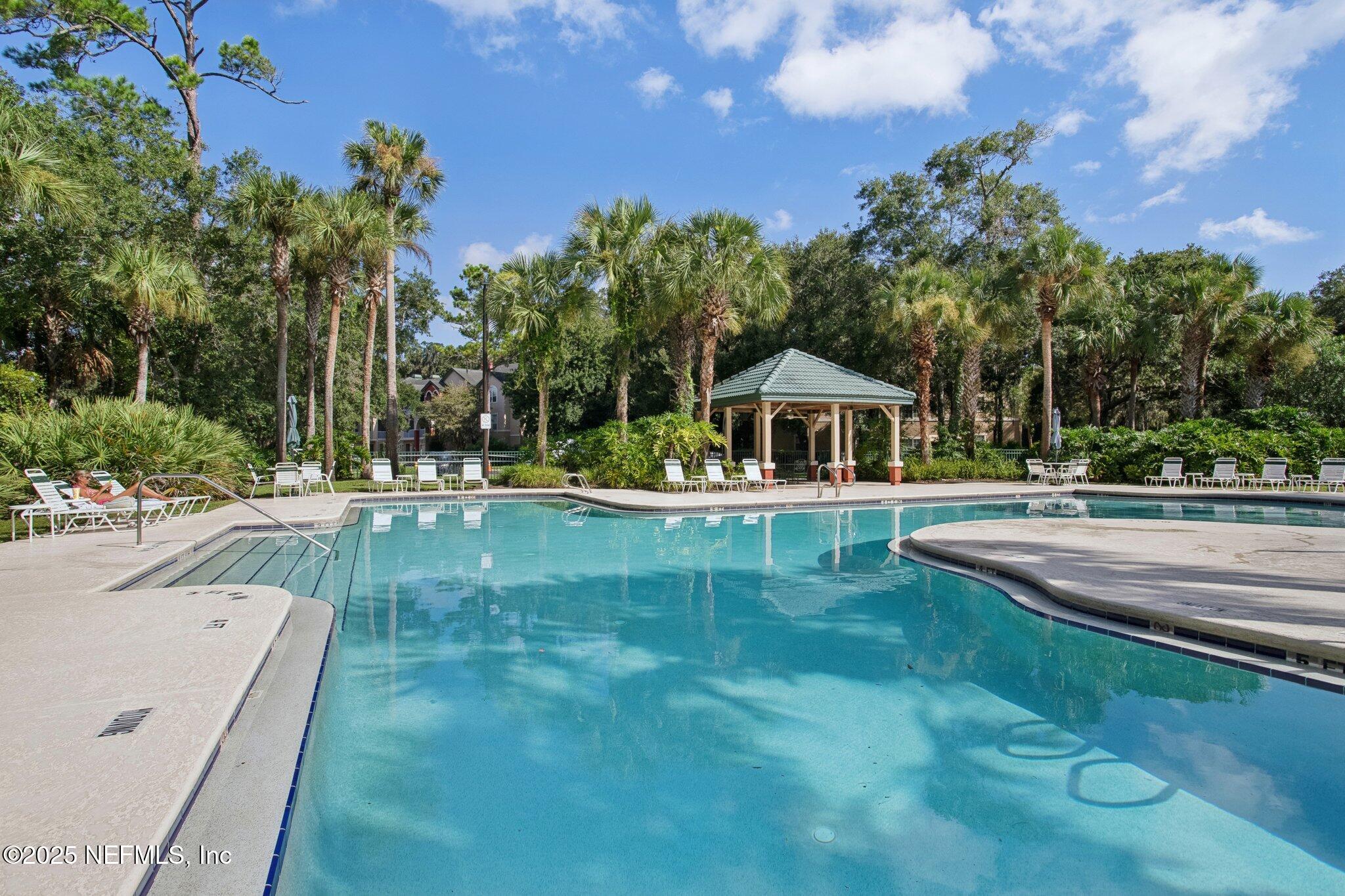 201 COLIMA Court 1221